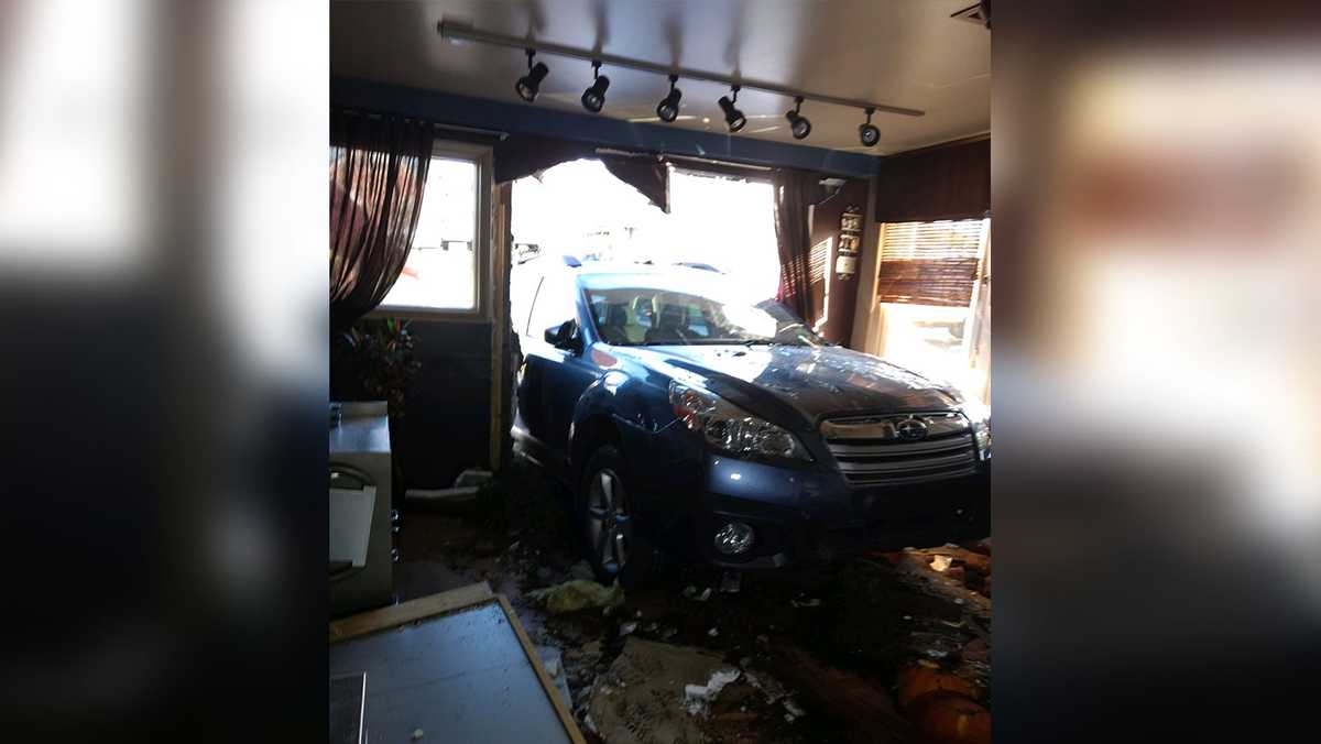SUV crashes into Headturners Salon in Baldwin Borough