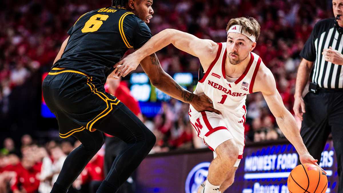 Former Husker Sam Hoiberg signs with Phoenix Suns