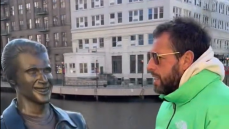 Adam Sandler speaks with Bronze Fonz ahead of Milwaukee show