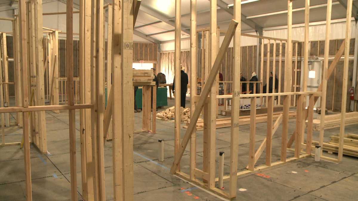 Harrisburg market vendors frustrated with lack of progress on temporary home