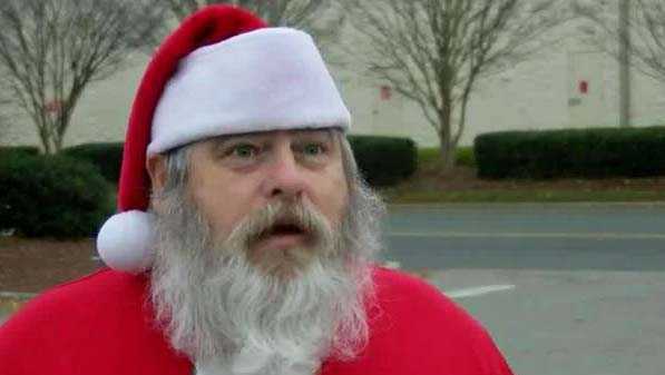Santa kicked out of mall