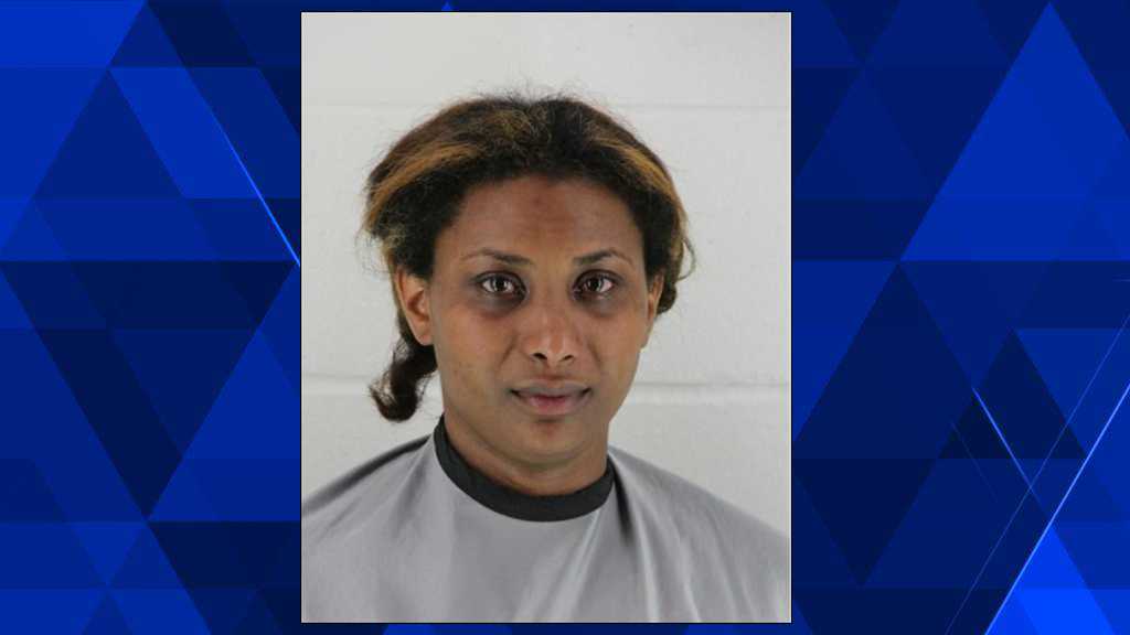 Mom charged with leaving 11-month-old and 3-year-old in a hot car