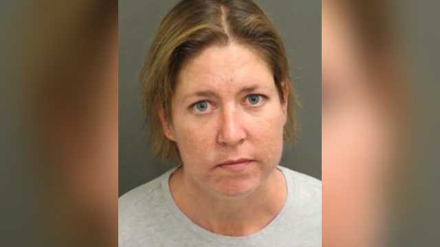 Florida woman accused in suitcase murder gets new lawyer