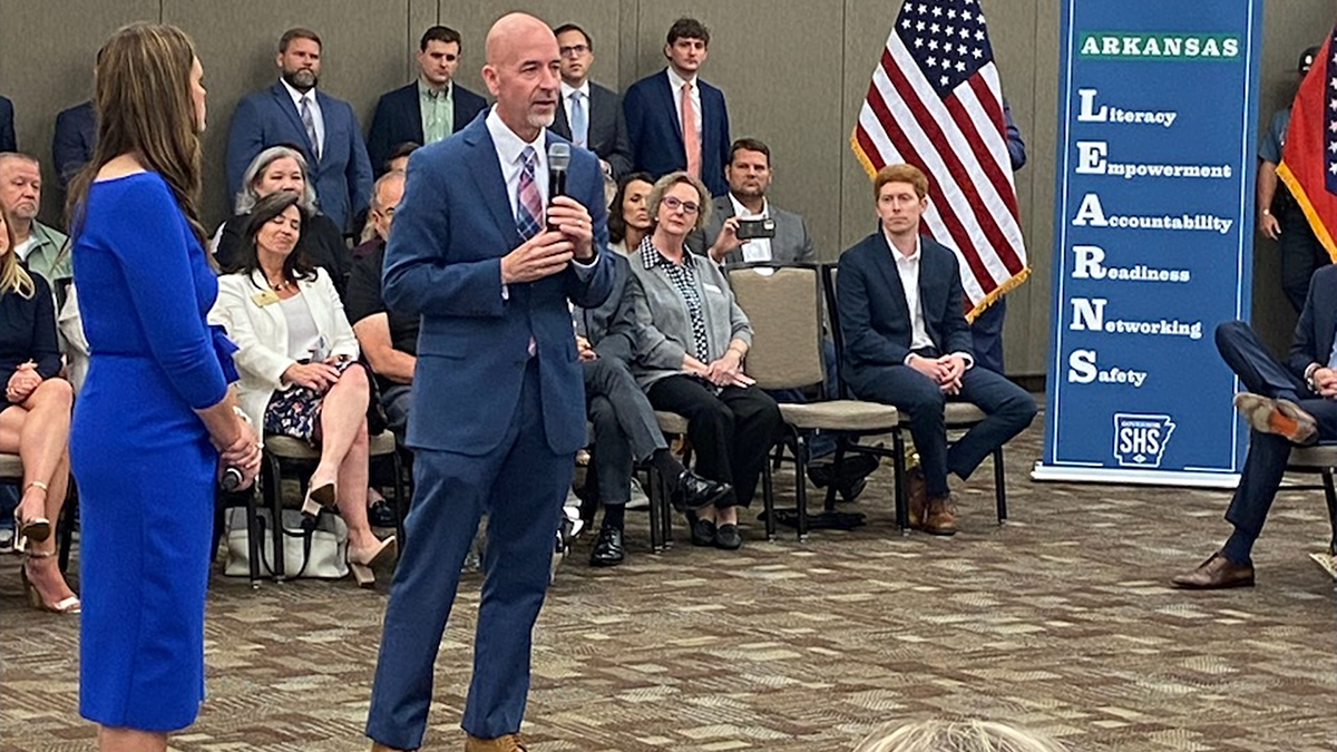Arkansas governor, education secretary talk Arkansas LEARNS at JBU