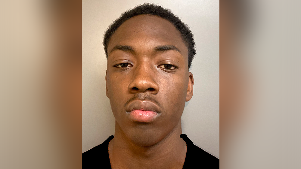 Wanted: Manhunt underway in South Carolina for 'armed and dangerous' murder suspect