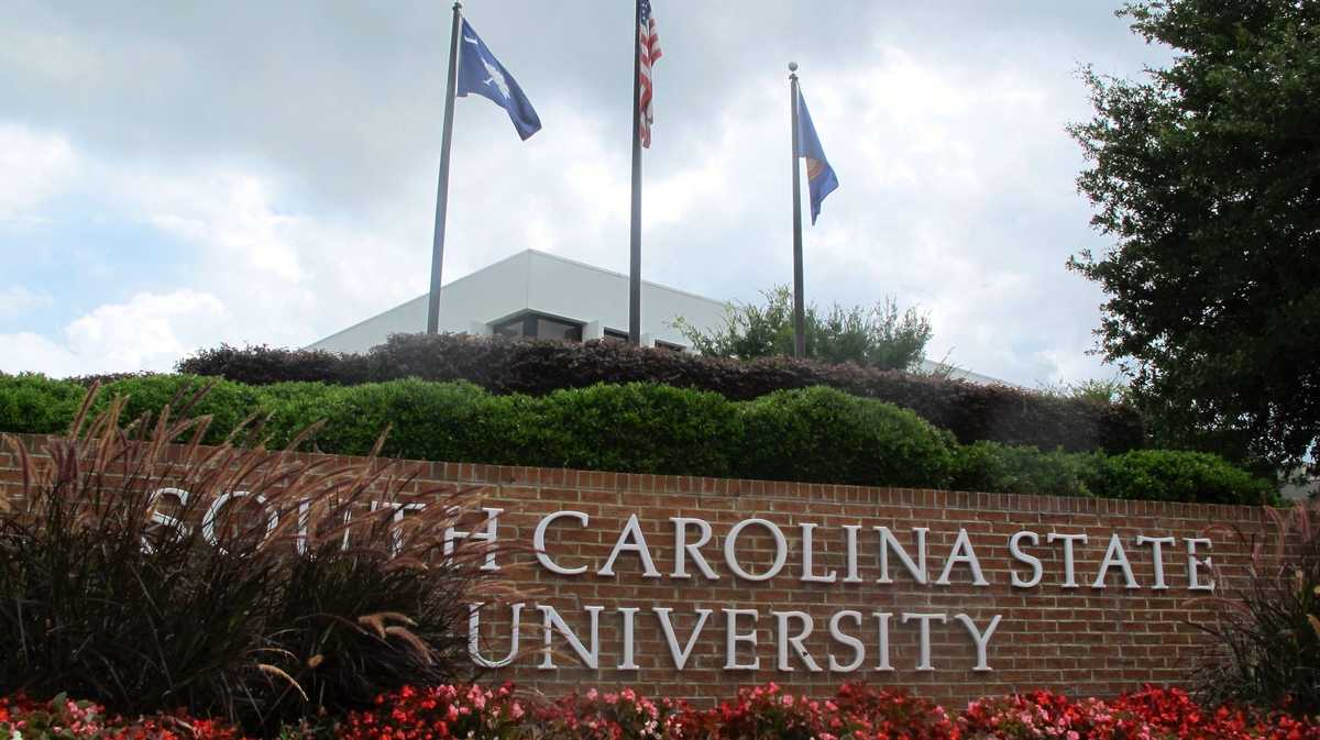 South Carolina State University on lockdown after shooting reported