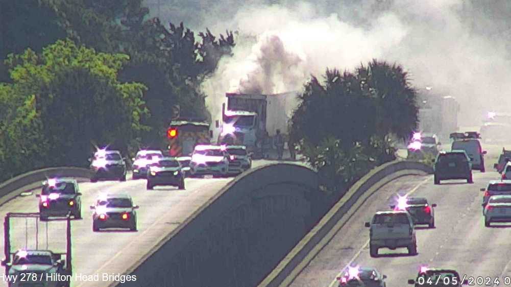 Hilton Head Island: Fire involving 18-wheeler snarls traffic