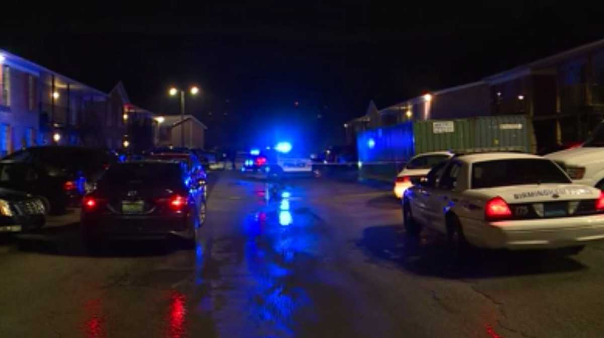 Birmingham man, 25, killed in shooting at apartment complex