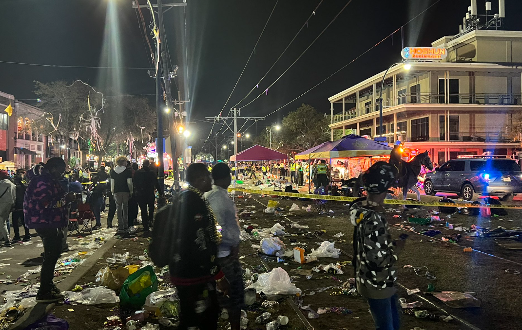 New Orleans Bacchus Parade Shooting: Teen Killed, 4 Others Hurt