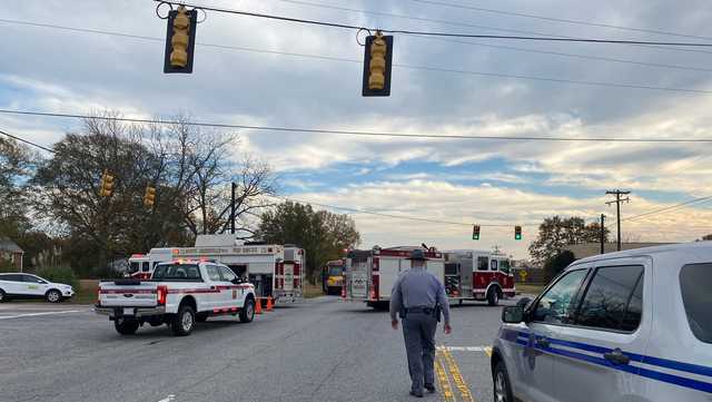 Greenville County: Truck crashes into schools bus, district says - Vimarsana News