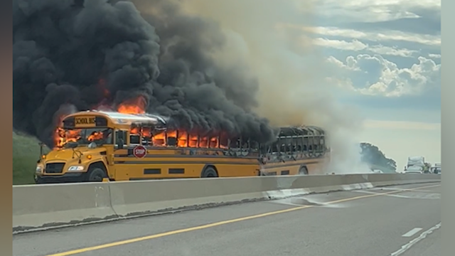 WATCH: School buses on fire on Turner Turnpike in Oklahoma County - Vimarsana News