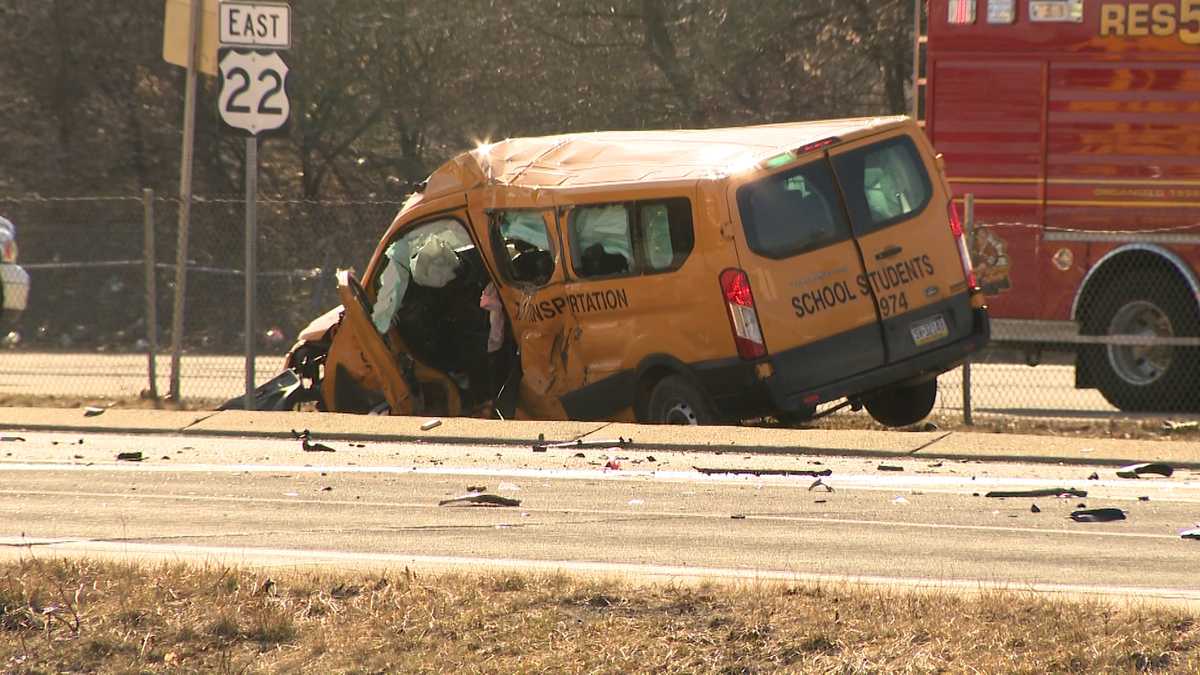 School van driver dies in Westmoreland County crash on Route 22