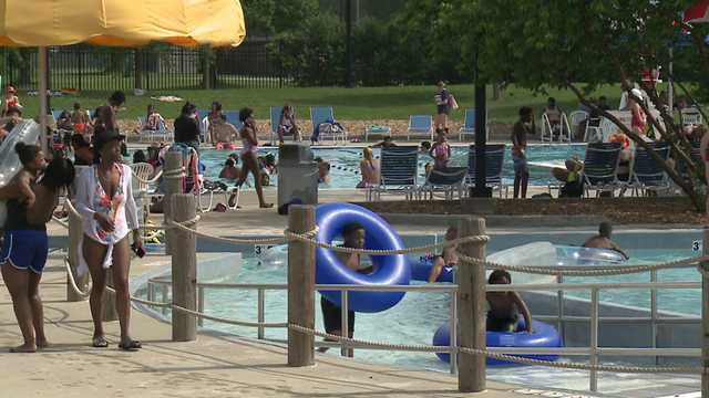 Only 1 Milwaukee County pool open so far during this extreme heat - Vimarsana News