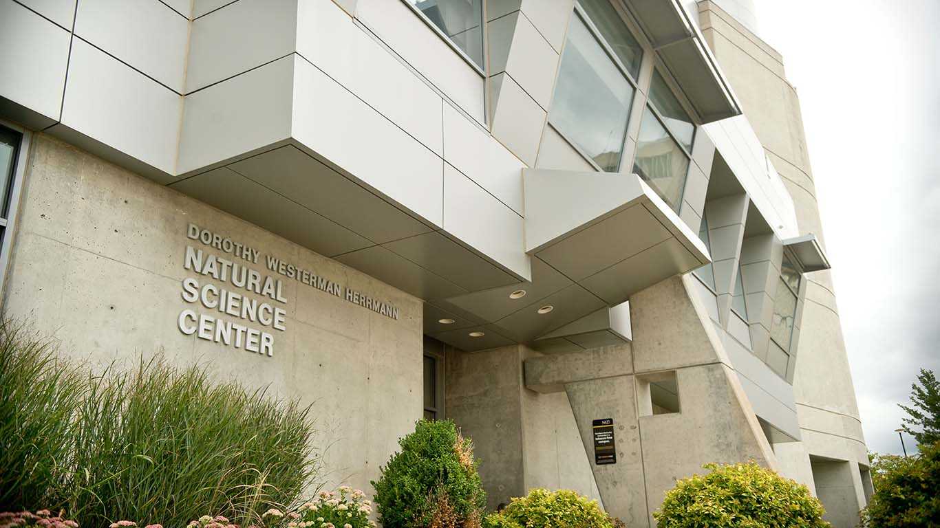 science-center-1665690793.jpg?