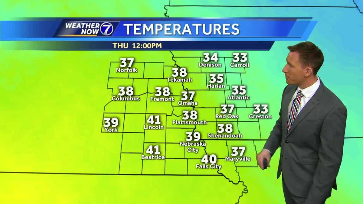 Isolated rain and snow showers possible Thursday