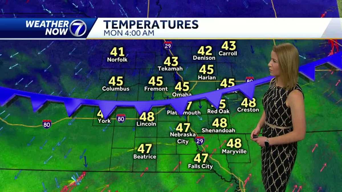 60s return to the forecast Sunday and Monday