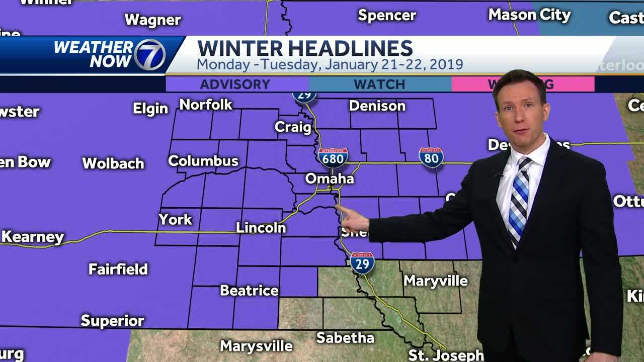 Windy Monday, Freezing Drizzle And Snow Tonight Into Tuesday