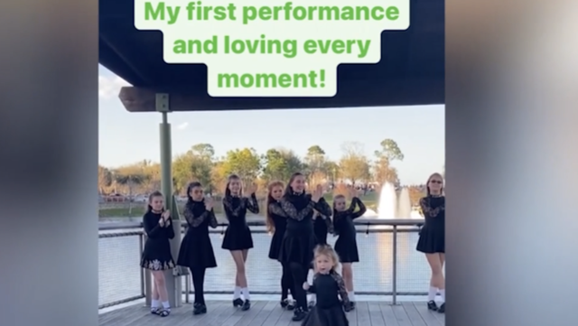 Girl goes viral on TikTok with Irish dance moves - Vimarsana News