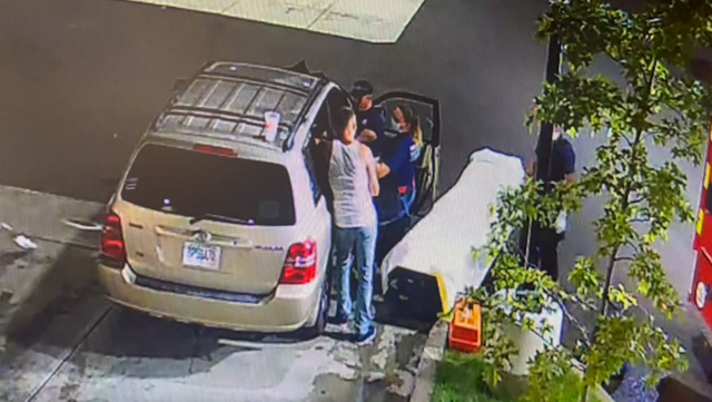 Watch: Convenience store employee helps deliver baby - Vimarsana News