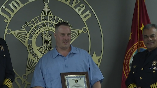 'It was the longest 60 seconds of my life': Inmate honored for saving a ...