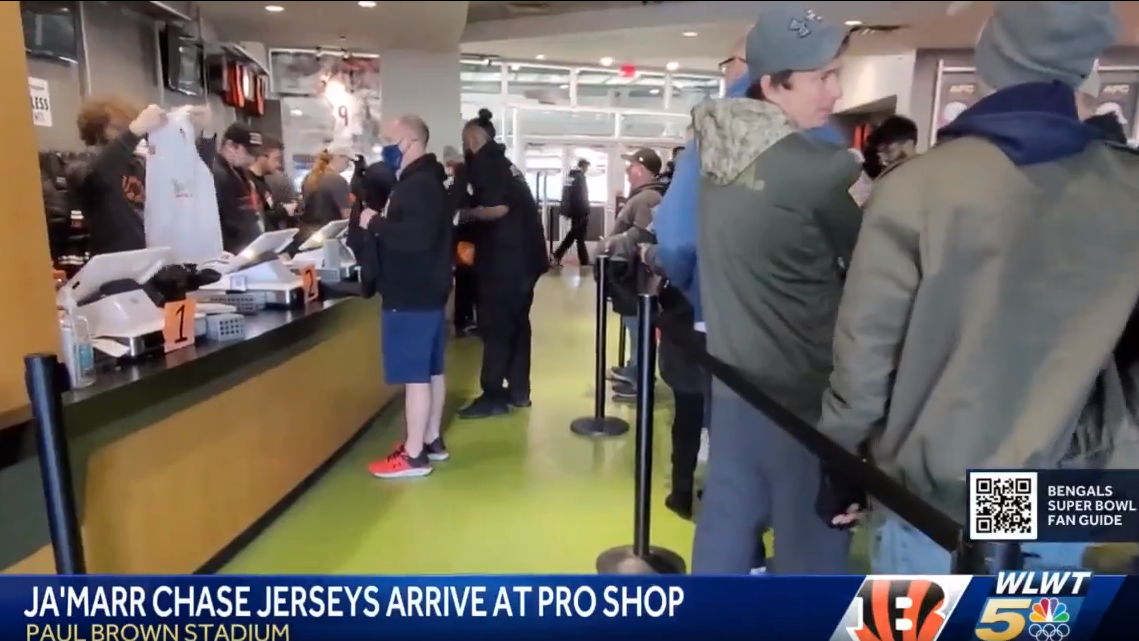 Fans flock to stores to find Bengals gear