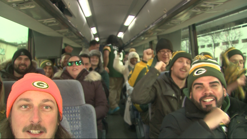 Packers fans bus to Lambeau Field for big game