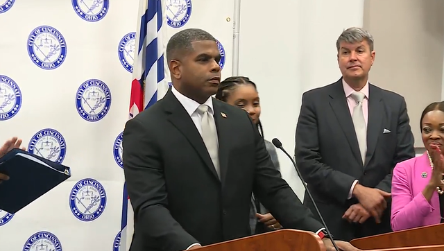 City of Cincinnati names 28-year Dallas veteran as new fire chief - Vimarsana News