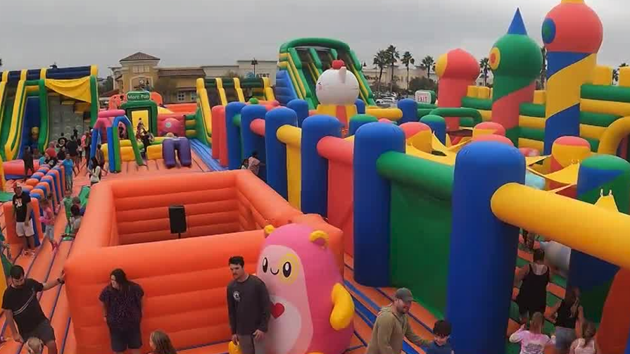 World #39 s largest bounce house opens in central Florida World #39 s largest bounce house opens in central Florida