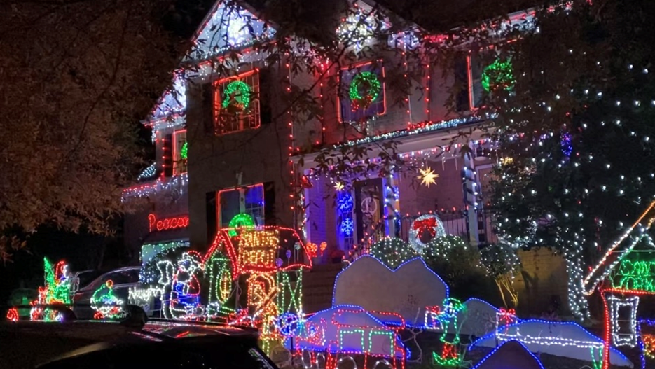 Holiday Lights How to share your crazy home Christmas lights photos