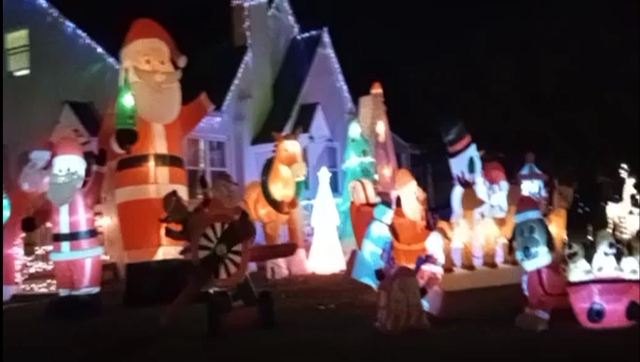 North Carolina Christmas Lights: Check out Interactive map here 