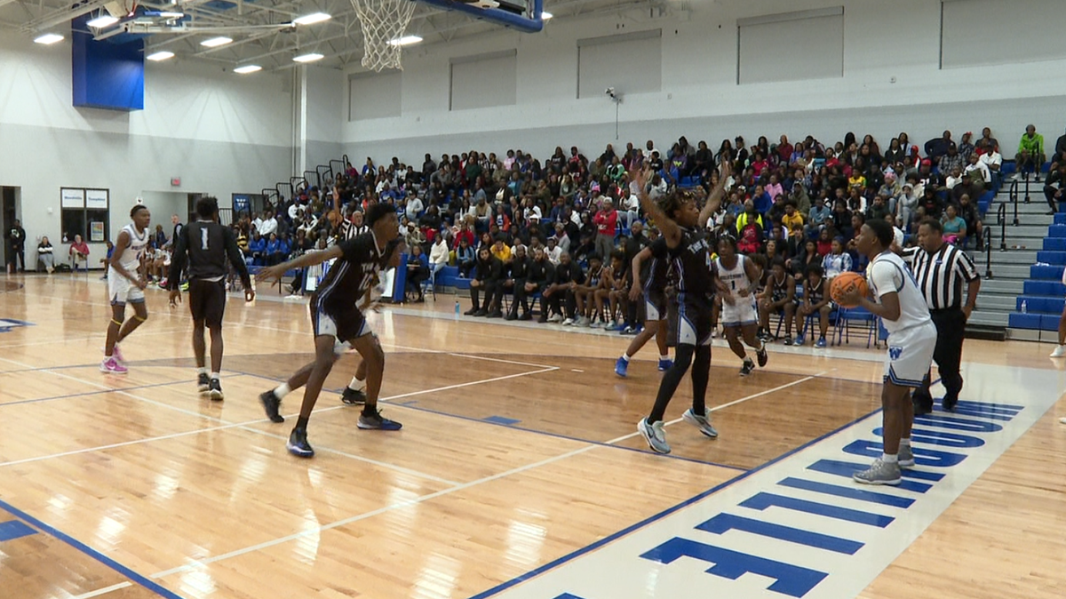 Savannah High defeats WoodvilleTompkins in big Region 3A D1 battle