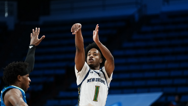 Jordan Johnson UNO Privateers Corpus Christi - Vimarsana News