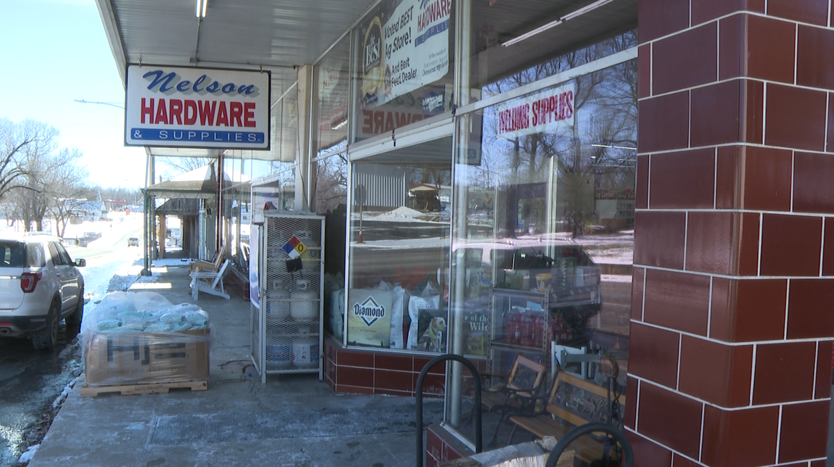 Cave Springs hardware store already restocked in case of more winter