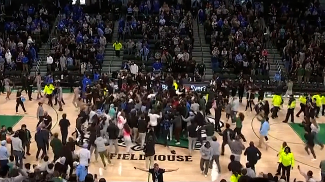 Tulane fan contact court storming - Vimarsana News