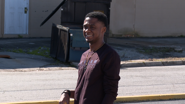 Haitian-immigrant living in Savannah receives donation - Vimarsana News
