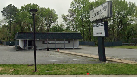 North Carolina: 11 people are charged following a search at a Greensboro club, North Carolina Alcohol Law Enforcement says - Vimarsana News