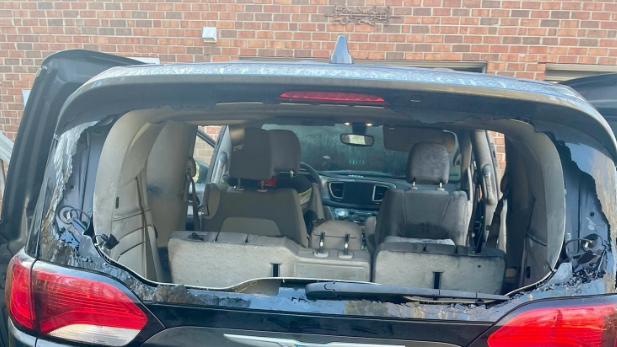 North Carolina: Electric vehicle causes small fire, Winston-Salem Fire Department says - Vimarsana News