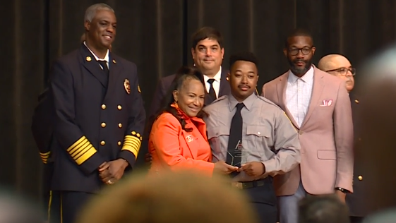 Emotional graduation as Birmingham honors fallen firefighter through outstanding recruit award - Vimarsana News