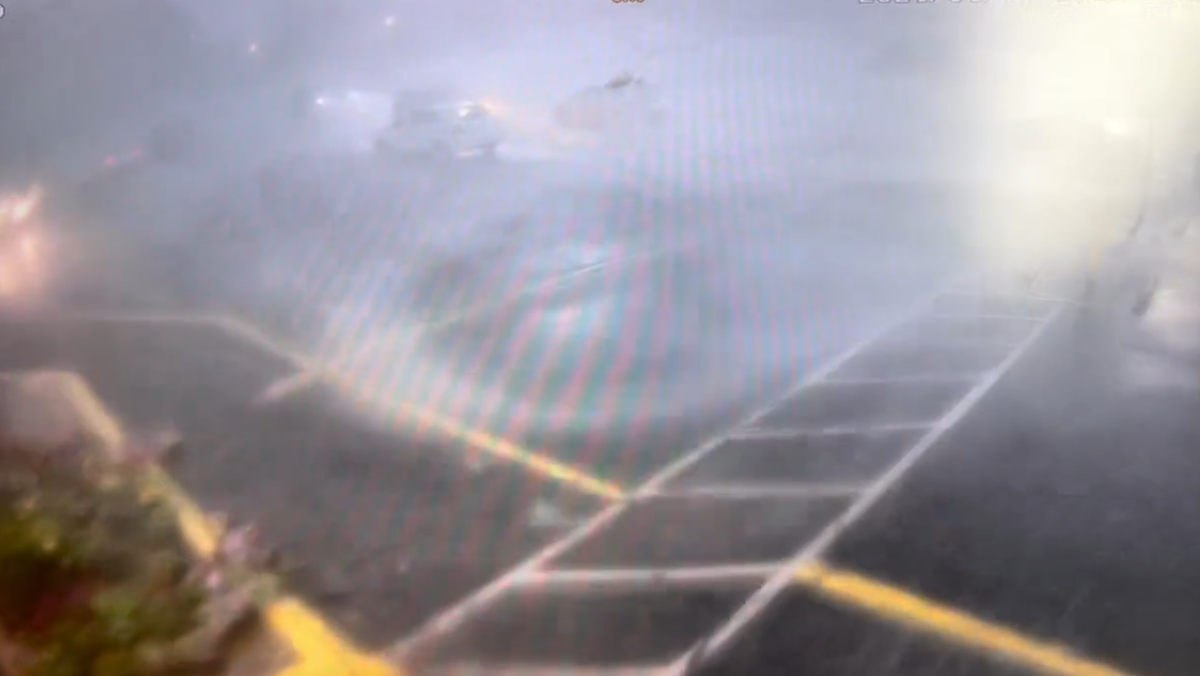 North Carolina MUST WATCH Video captures moment EF1 tornado strikes