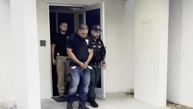 Florida man accused of shooting family dog in face - Vimarsana News