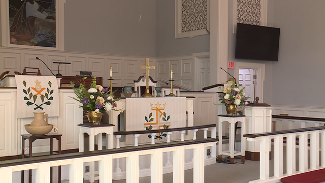 Upstate church reacts to UMC repeal of LGBTQ+ clergy ban - Vimarsana News