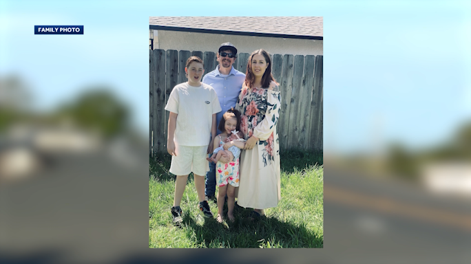Mother of 3 killed in head-on crash near Rio Vista, children injured