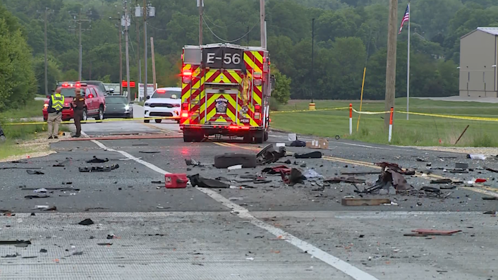 Sheriff: 1 dead in fiery multi-vehicle crash in Dearborn County - Vimarsana News