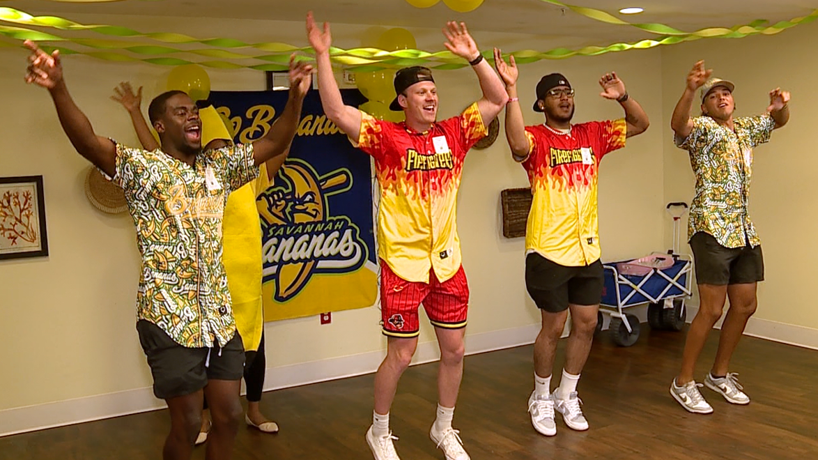 Savannah Bananas spread cheer at rehabilitation center - Vimarsana News
