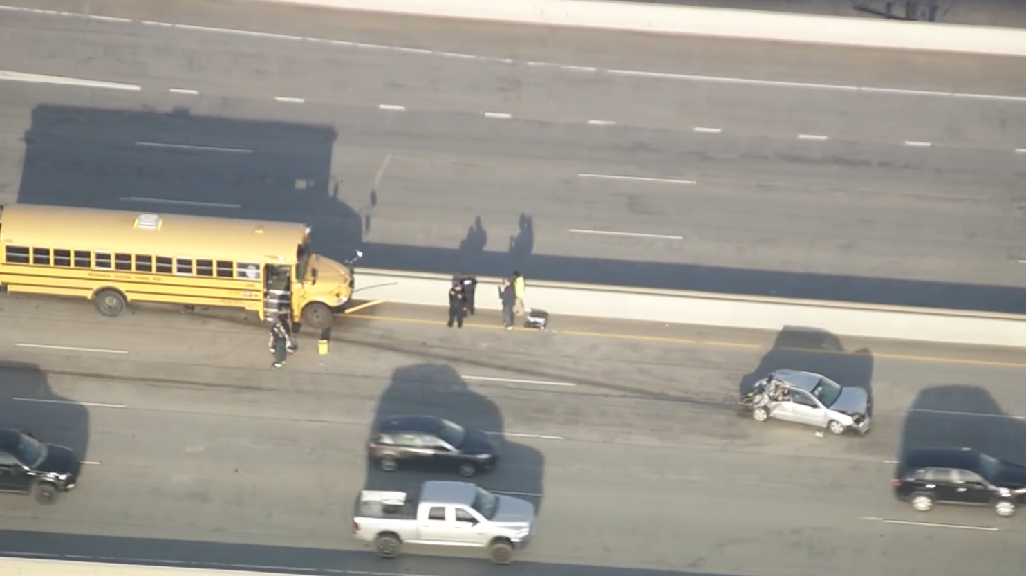 Three injured in two Milwaukee school bus crashes Monday - Vimarsana News