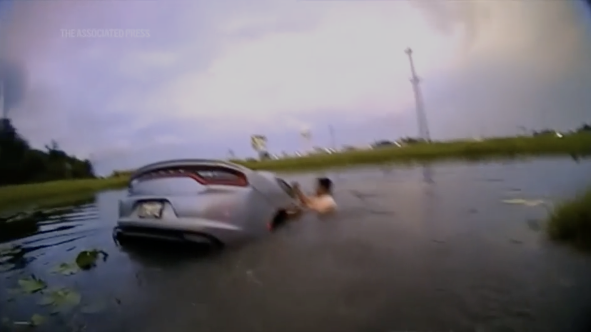 Texas woman recovering after dramatic rescue from submerged vehicle