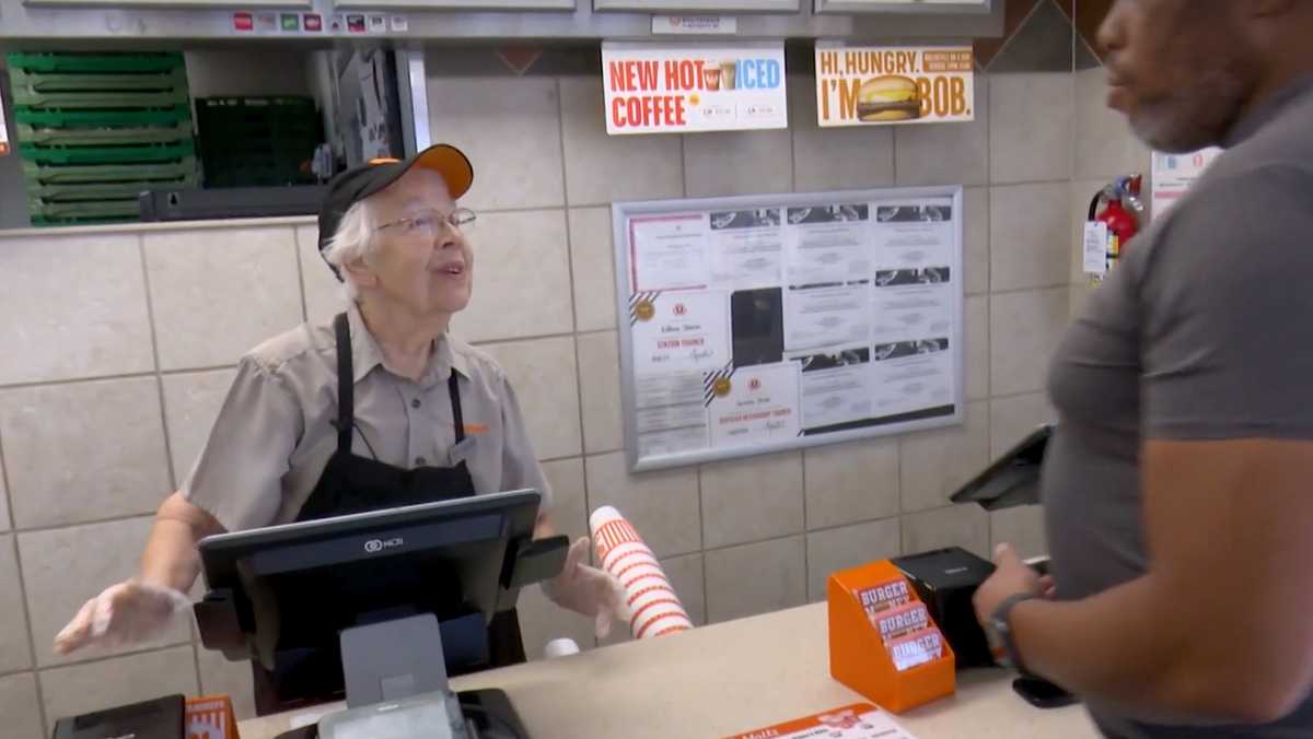 Fast food worker retires after 54 years on the job