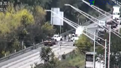 Traffic blocked by crash on I-283 in Dauphin County, Pa.