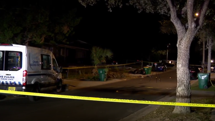 Police: 3 people injured after shooting reported in DeLand