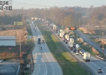 Traffic backs up following Interstate 81 crash in Franklin County, Pa.